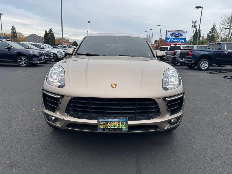 2017 Porsche Macan - Image 2 of 16