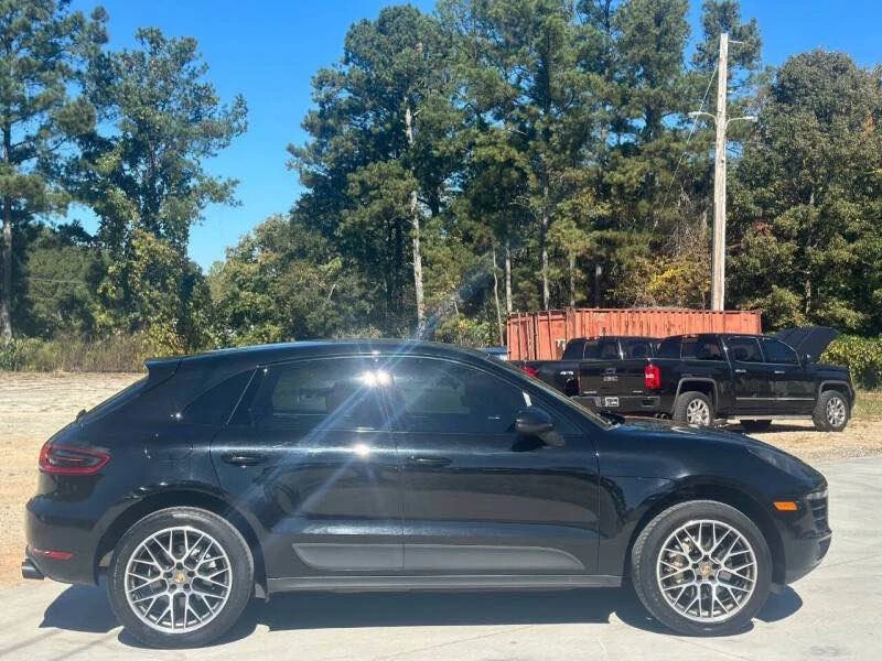 2017 Porsche Macan - Image 3 of 8