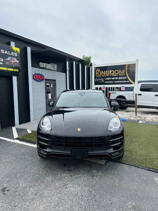 2017 Porsche Macan - Image 2 of 13