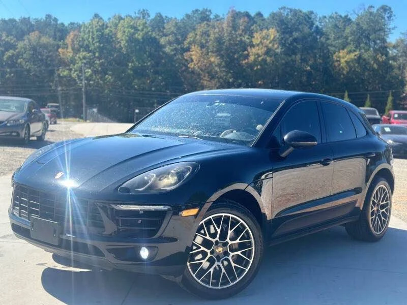 2017 Porsche Macan - Image 2 of 8