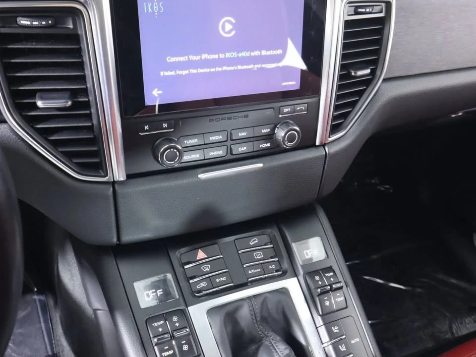 2017 Porsche Macan S - Image 15 of 20