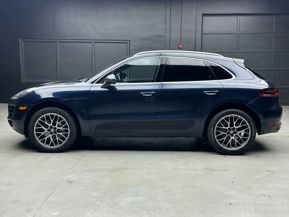 2017 Porsche Macan - Image 2 of 19