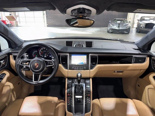2017 Porsche Macan - Image 10 of 20