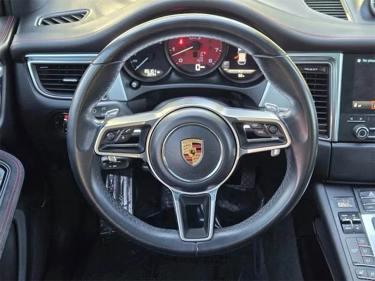 2017 Porsche Macan - Image 10 of 14