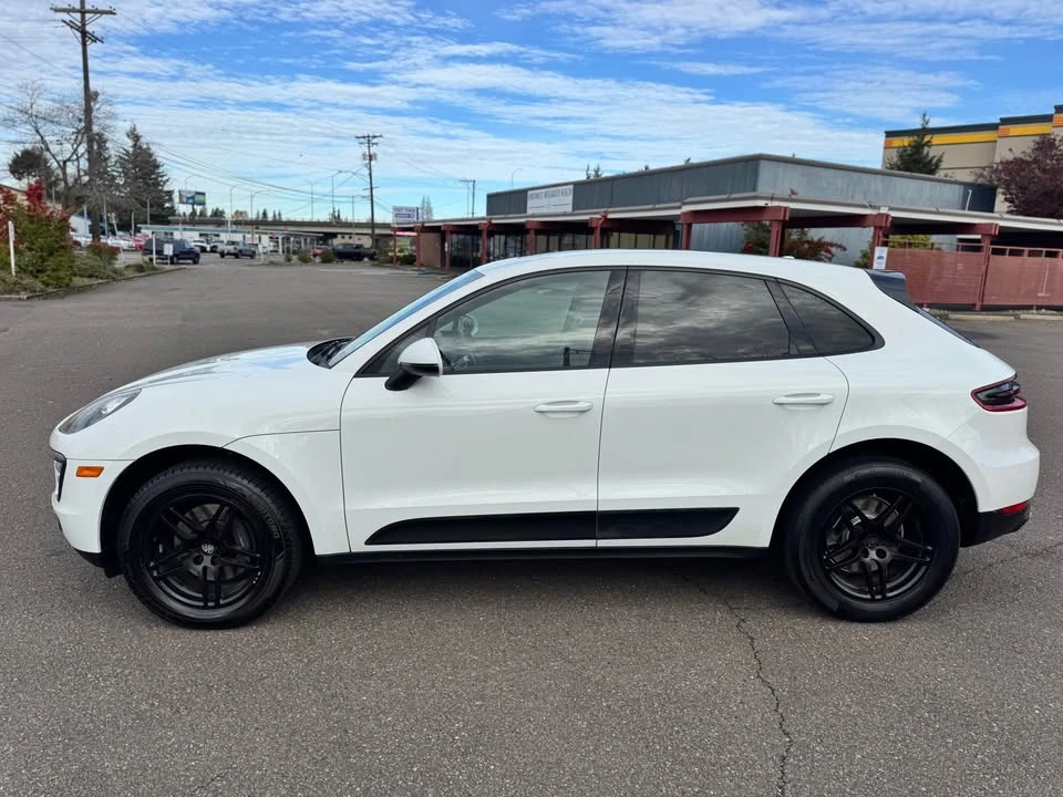 2017 Porsche Macan - Image 4 of 14