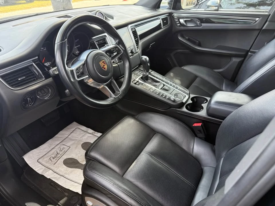 2017 Porsche Macan - Image 5 of 7