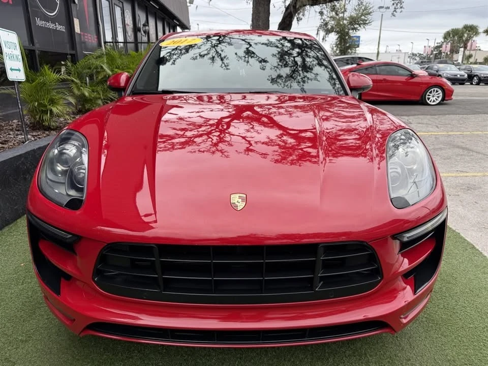 2017 Porsche Macan - Image 2 of 20