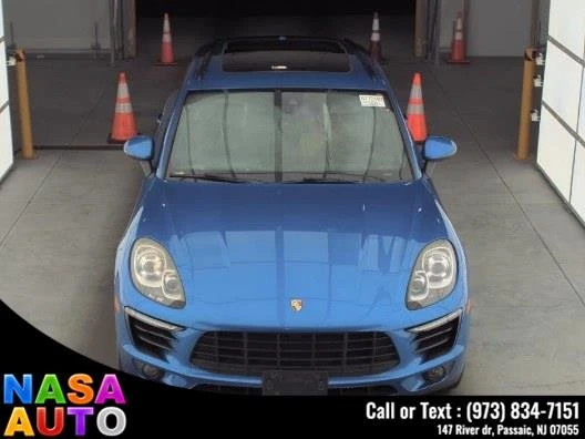 2017 Porsche Macan - Image 2 of 14