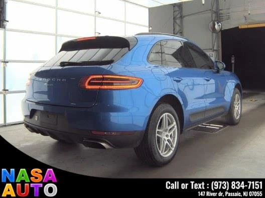 2017 Porsche Macan - Image 7 of 14