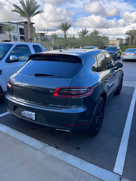 2017 Porsche Macan - Image 2 of 5