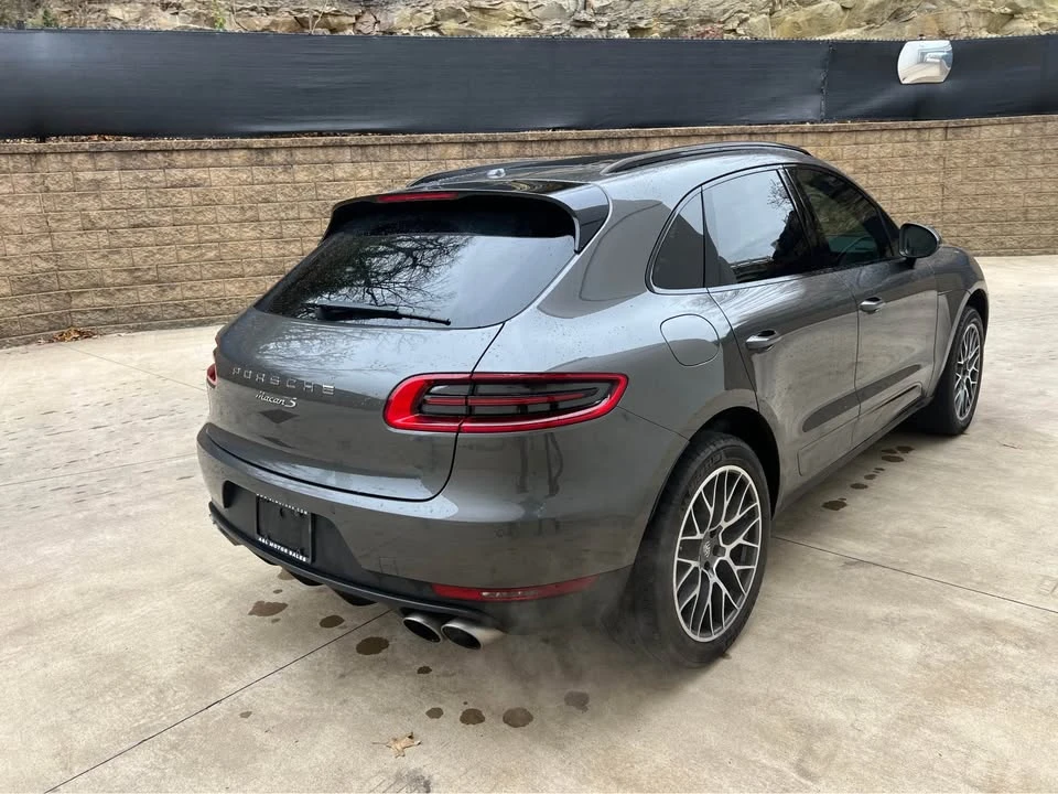 2017 Porsche Macan - Image 6 of 12