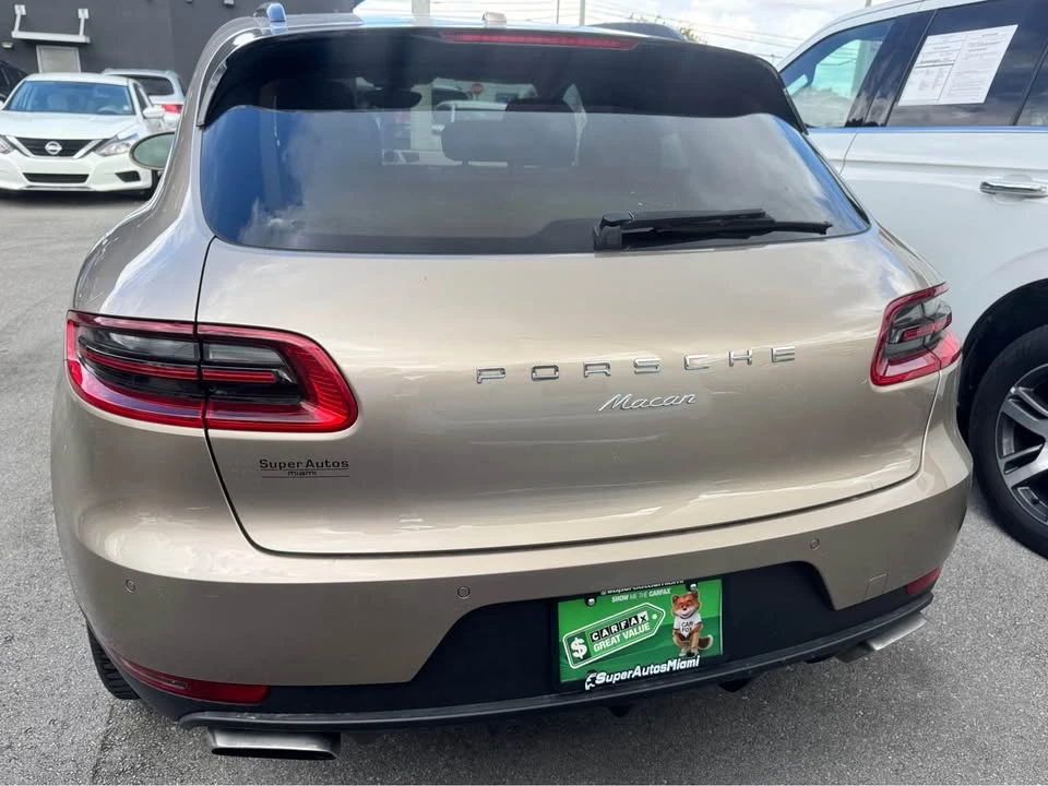 2017 Porsche Macan - Image 6 of 12