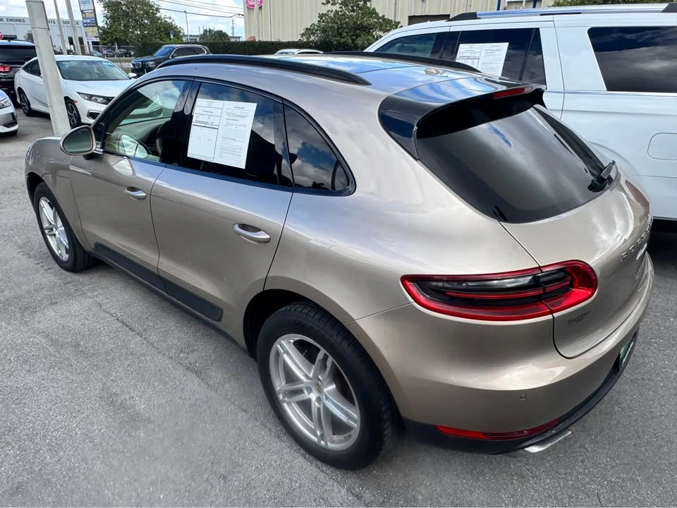 2017 Porsche Macan - Image 5 of 12