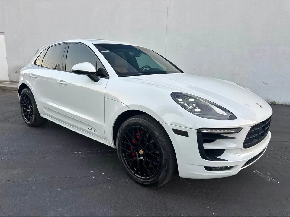2017 Porsche Macan - Image 4 of 12
