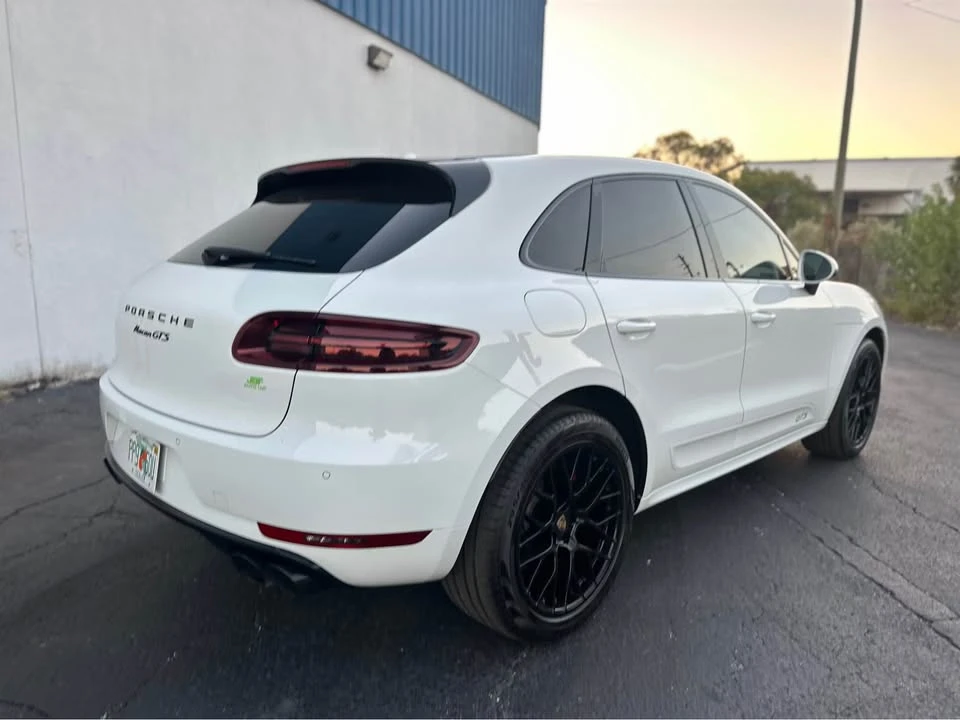 2017 Porsche Macan - Image 5 of 12