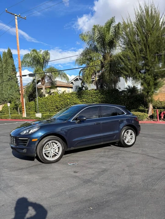 2017 Porsche Macan - Image 5 of 8