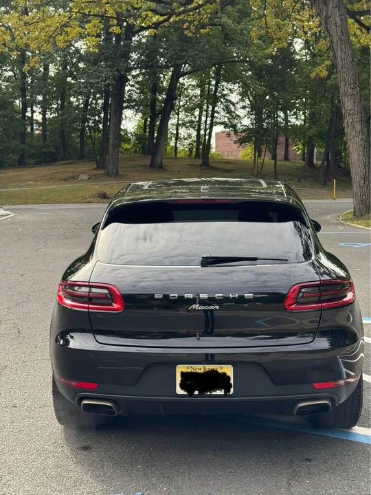 2017 Porsche Macan - Image 3 of 18