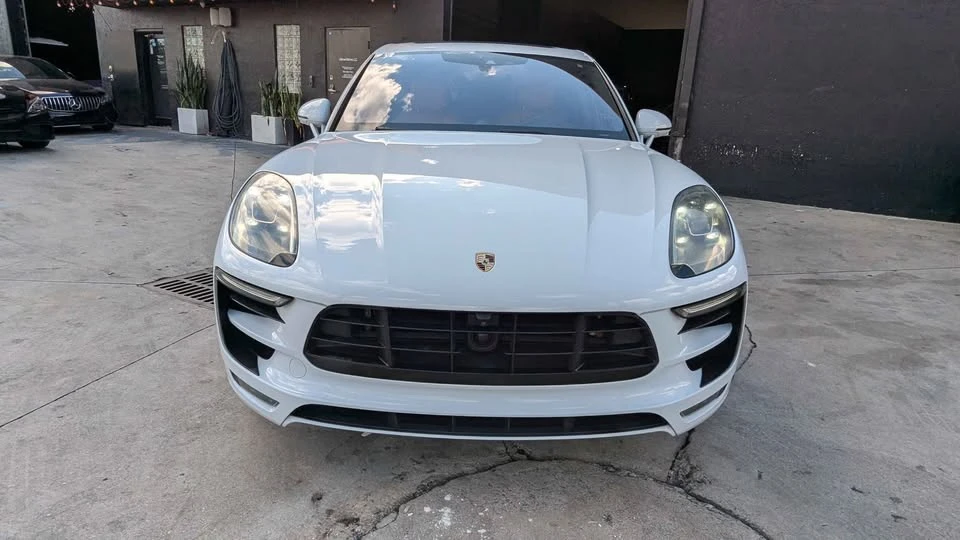 2017 Porsche Macan - Image 3 of 15