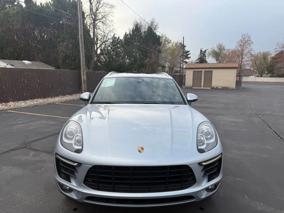 2017 Porsche Macan - Image 9 of 20