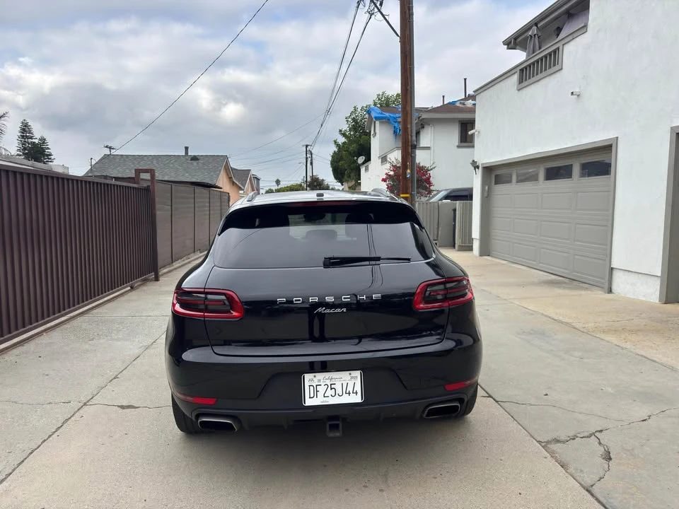 2017 Porsche Macan - Image 6 of 15