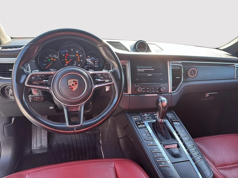 2017 Porsche Macan - Image 11 of 16