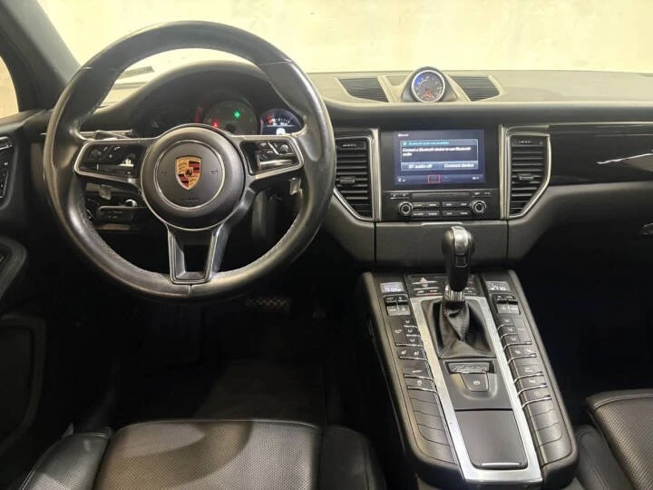 2017 Porsche Macan - Image 8 of 18