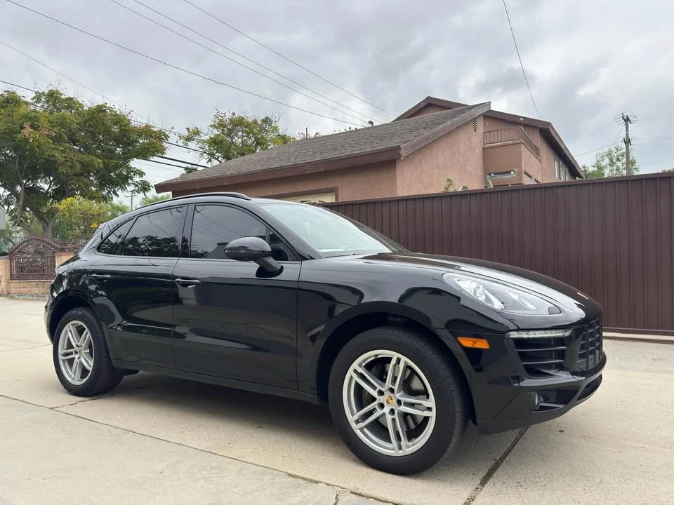 2017 Porsche Macan - Image 13 of 15