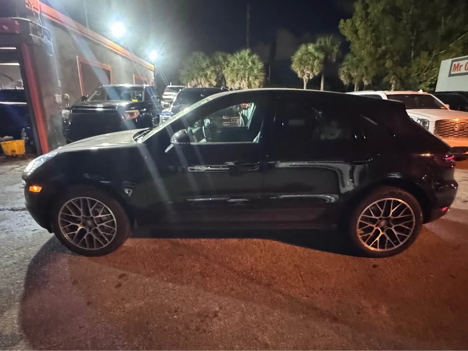 2017 Porsche Macan - Image 4 of 12