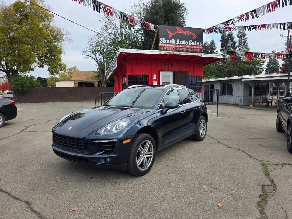 2017 Porsche Macan - Image 2 of 17
