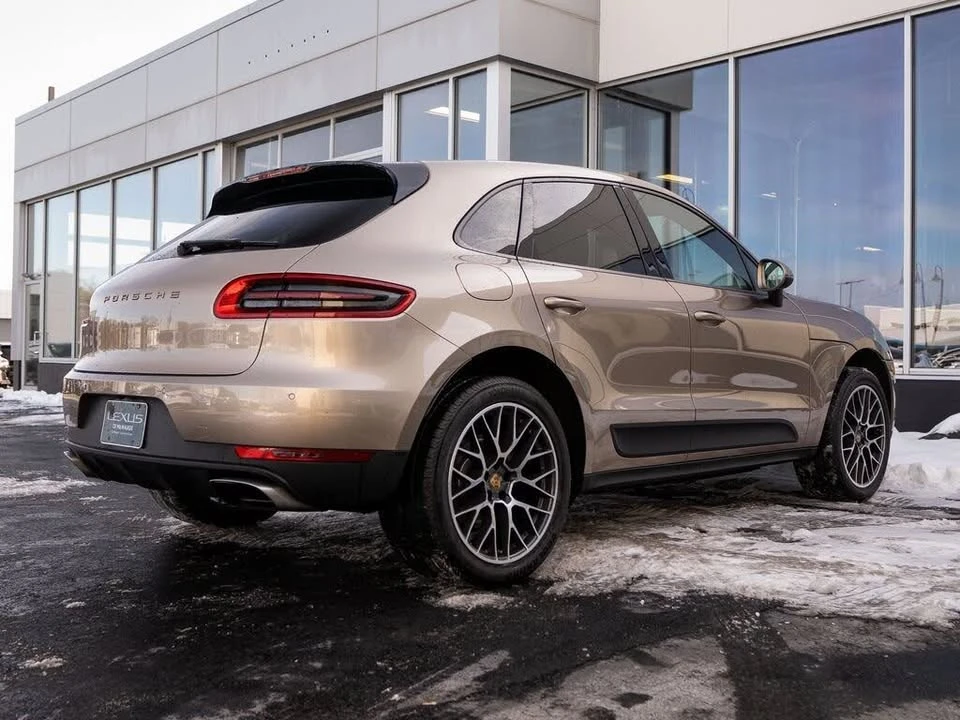 2017 Porsche Macan - Image 4 of 20