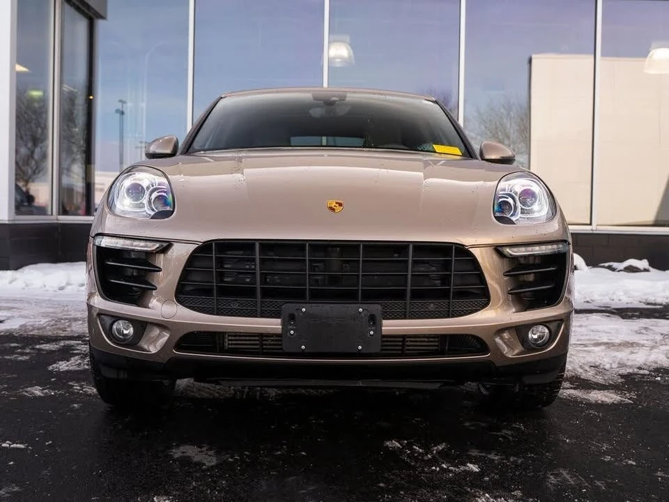 2017 Porsche Macan - Image 2 of 20