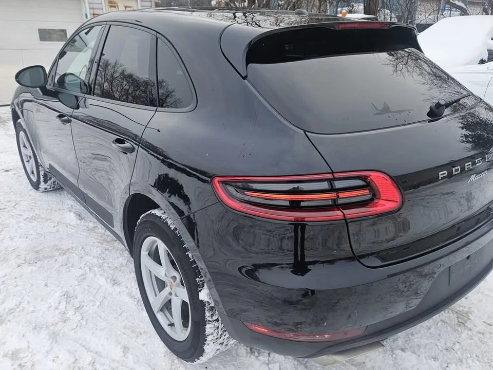 2017 Porsche Macan - Image 4 of 19