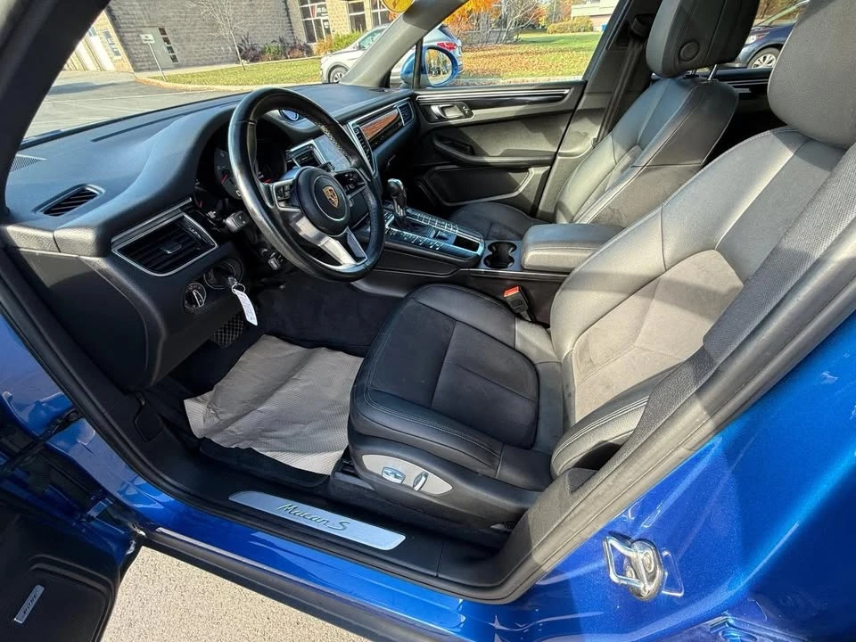 2017 Porsche Macan - Image 8 of 15