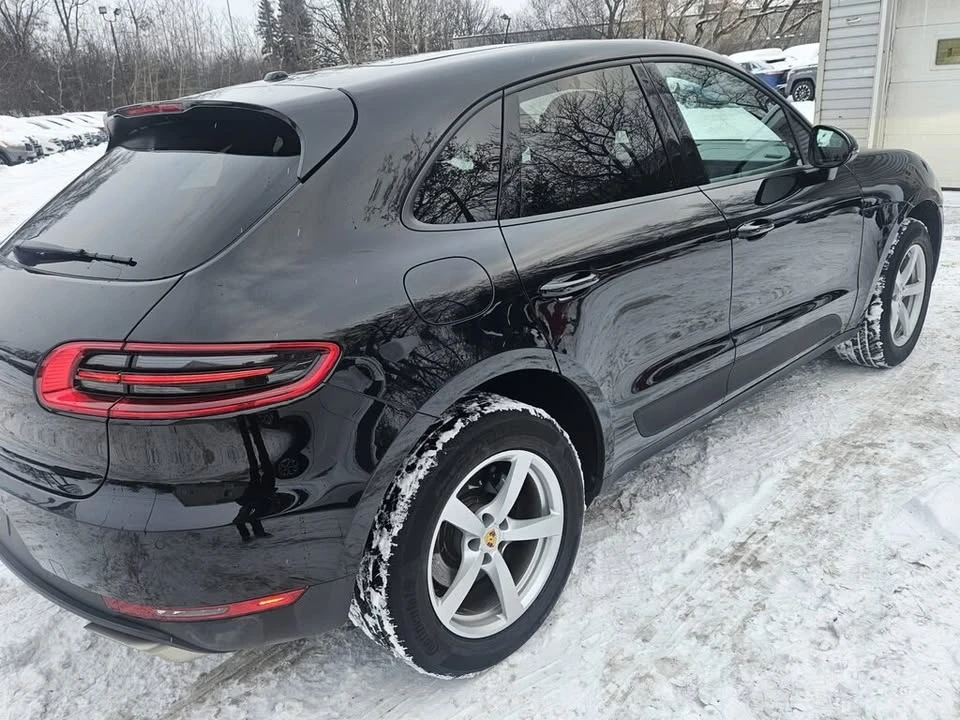 2017 Porsche Macan - Image 2 of 19