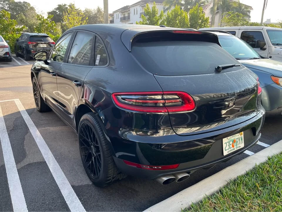 2017 Porsche Macan - Image 4 of 6