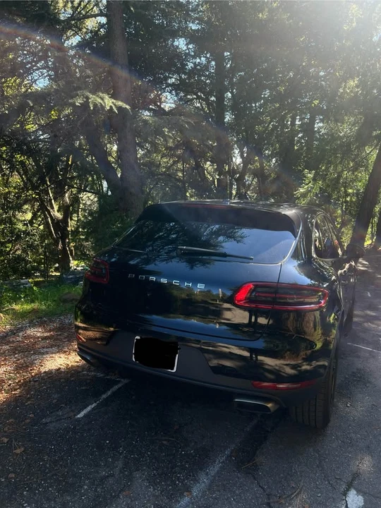 2017 Porsche Macan - Image 4 of 6