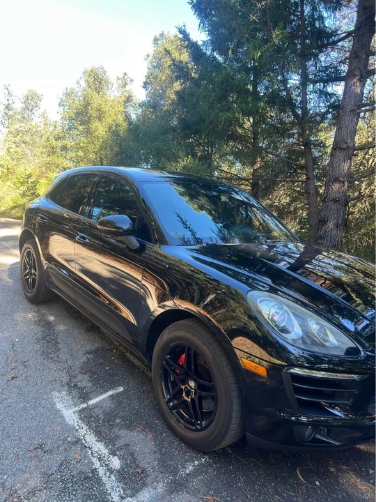 2017 Porsche Macan - Image 2 of 6