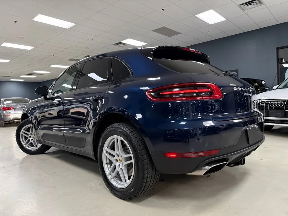 2017 Porsche Macan - Image 13 of 20