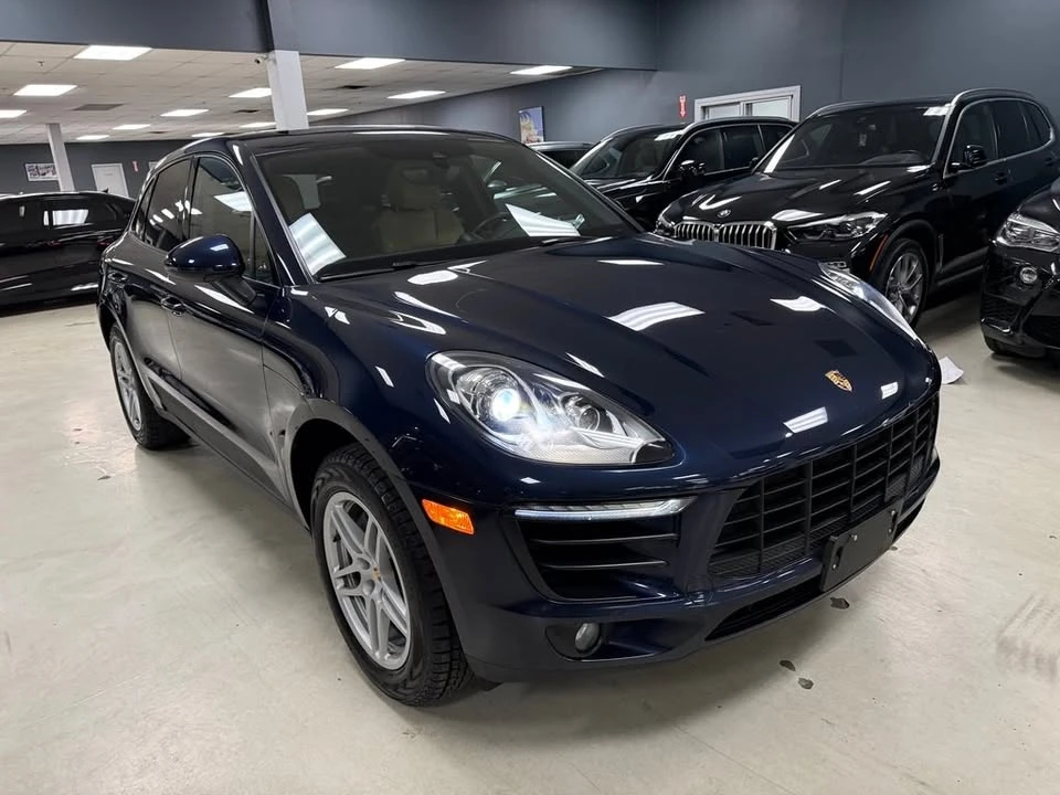 2017 Porsche Macan - Image 8 of 20