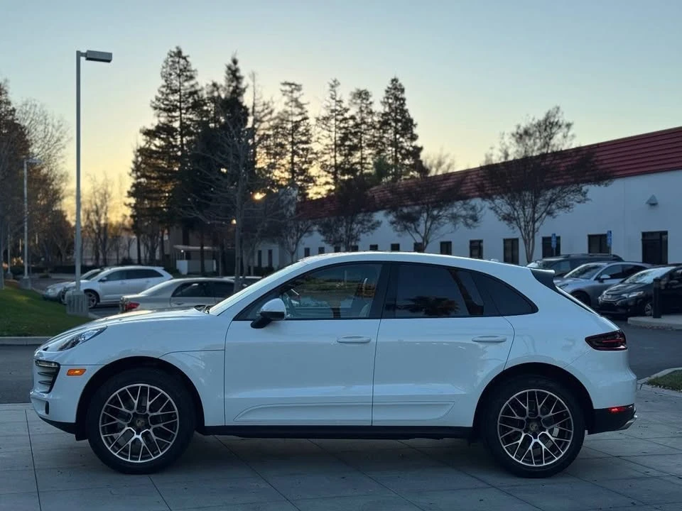2017 Porsche Macan - Image 6 of 20