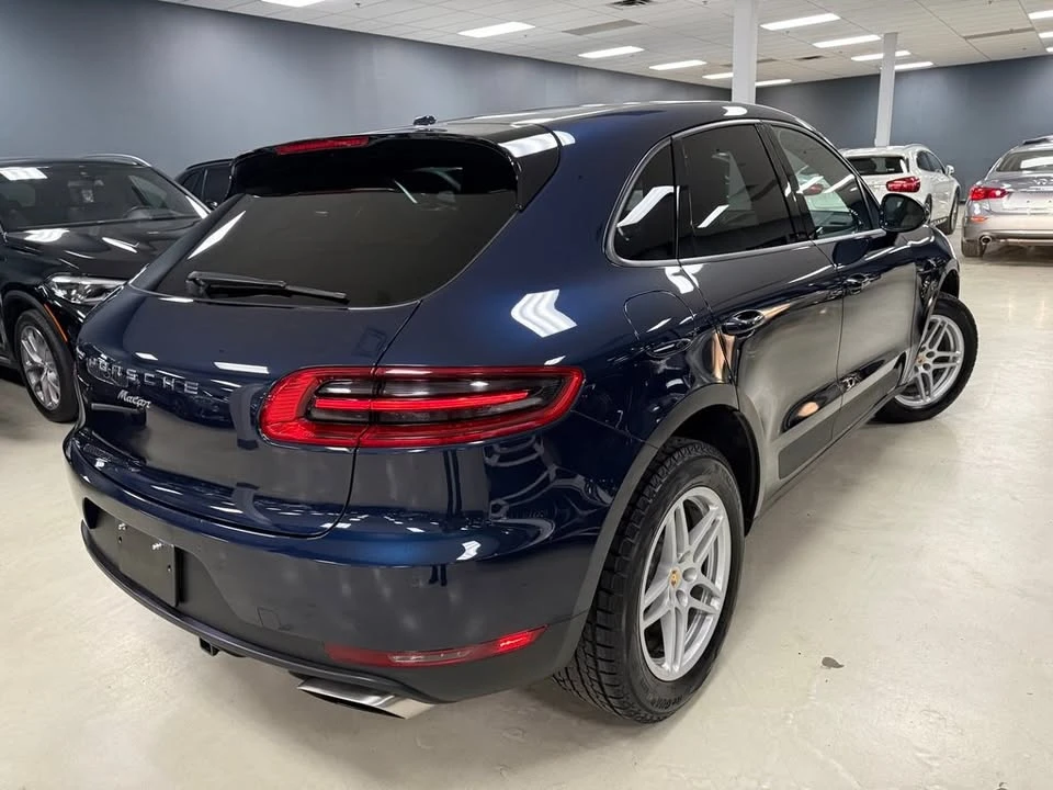 2017 Porsche Macan - Image 15 of 20
