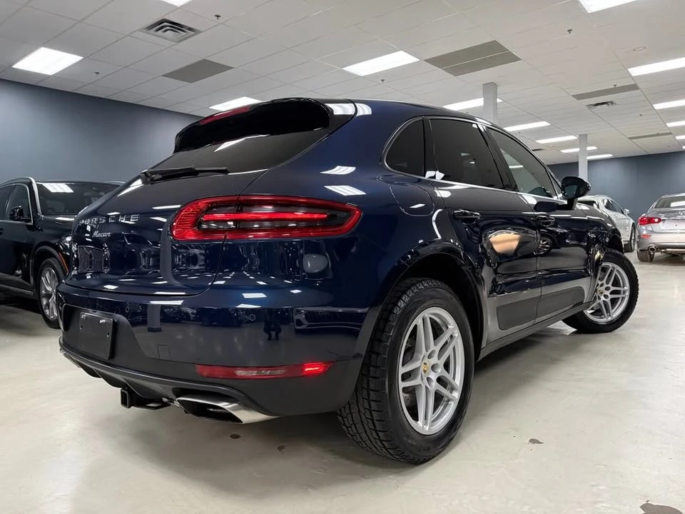 2017 Porsche Macan - Image 14 of 20