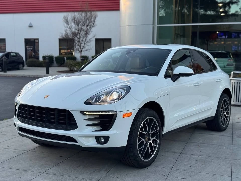 2017 Porsche Macan - Image 3 of 20
