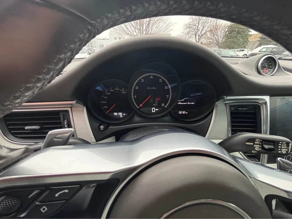 2017 Porsche Macan - Image 7 of 7