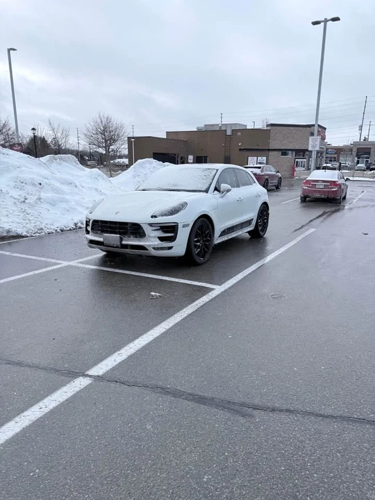 2017 Porsche Macan - Image 13 of 13