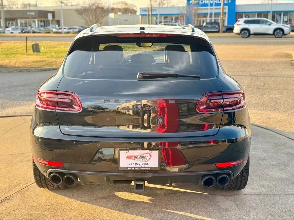 2017 Porsche Macan - Image 5 of 19