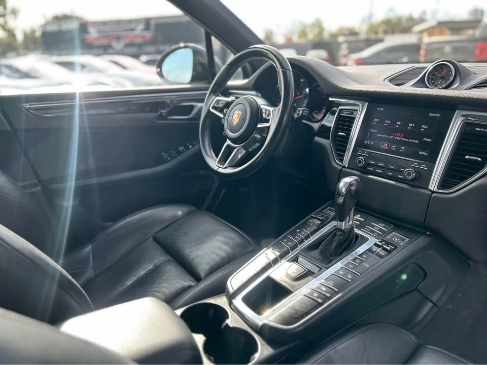 2017 Porsche Macan - Image 4 of 14