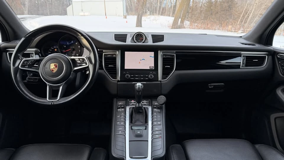 2017 Porsche Macan - Image 13 of 20
