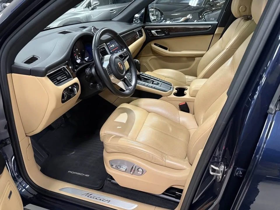 2017 Porsche Macan - Image 4 of 5