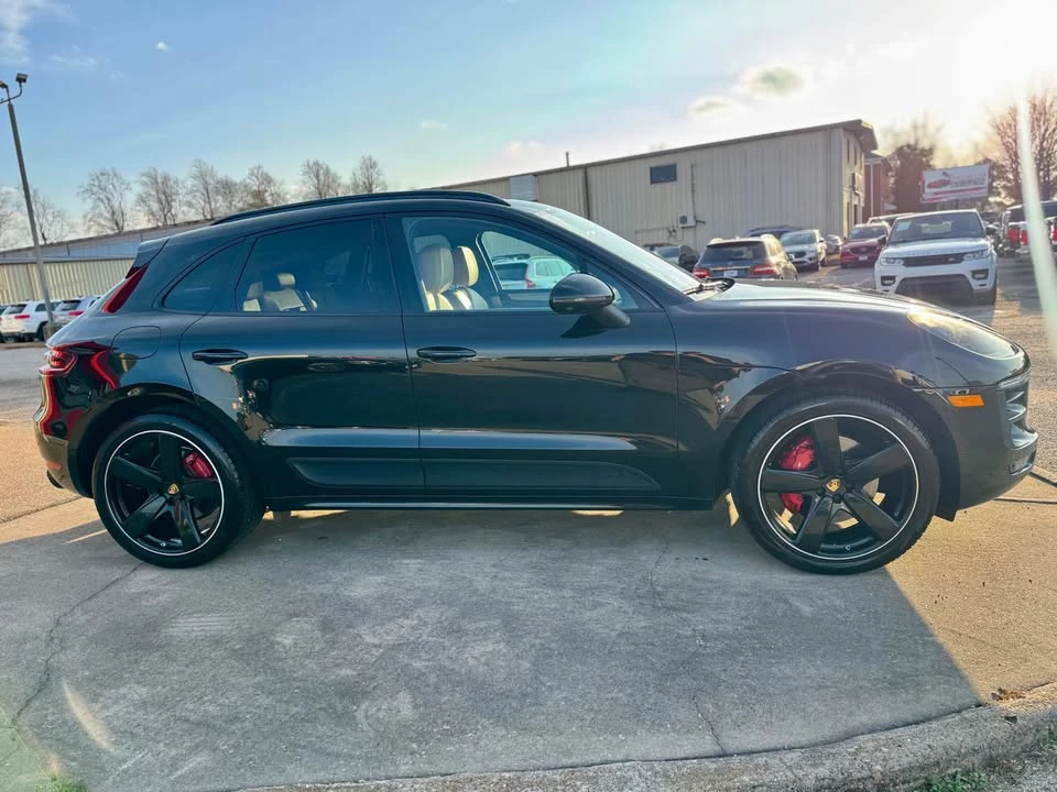 2017 Porsche Macan - Image 7 of 19